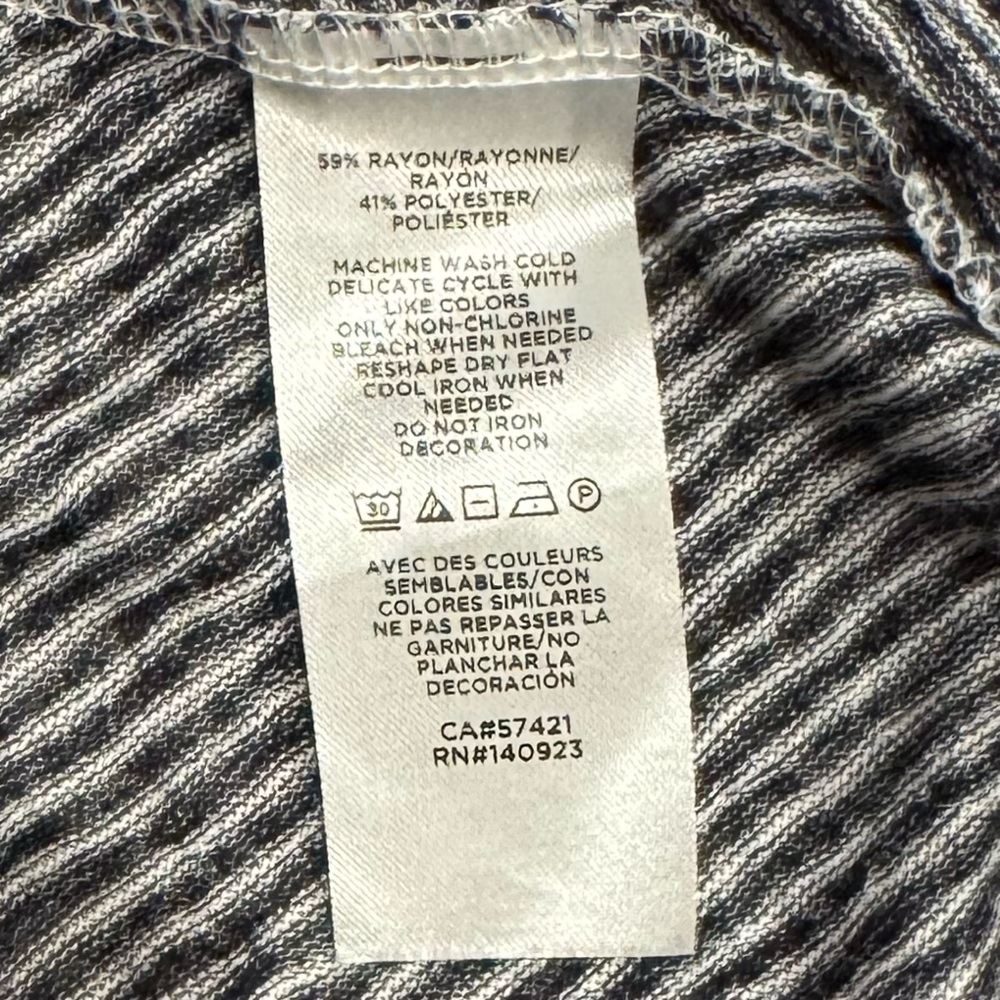 Loft size XL tshirt - Picture 5 of 5